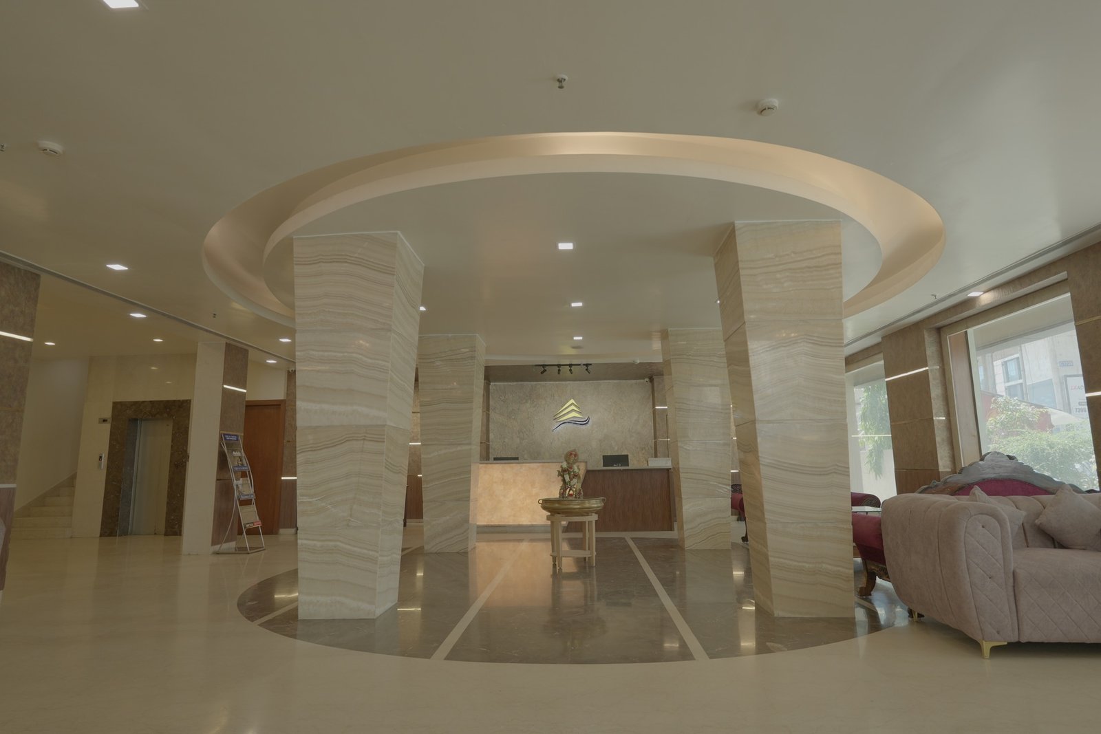 Grand Kasani hotel lobby