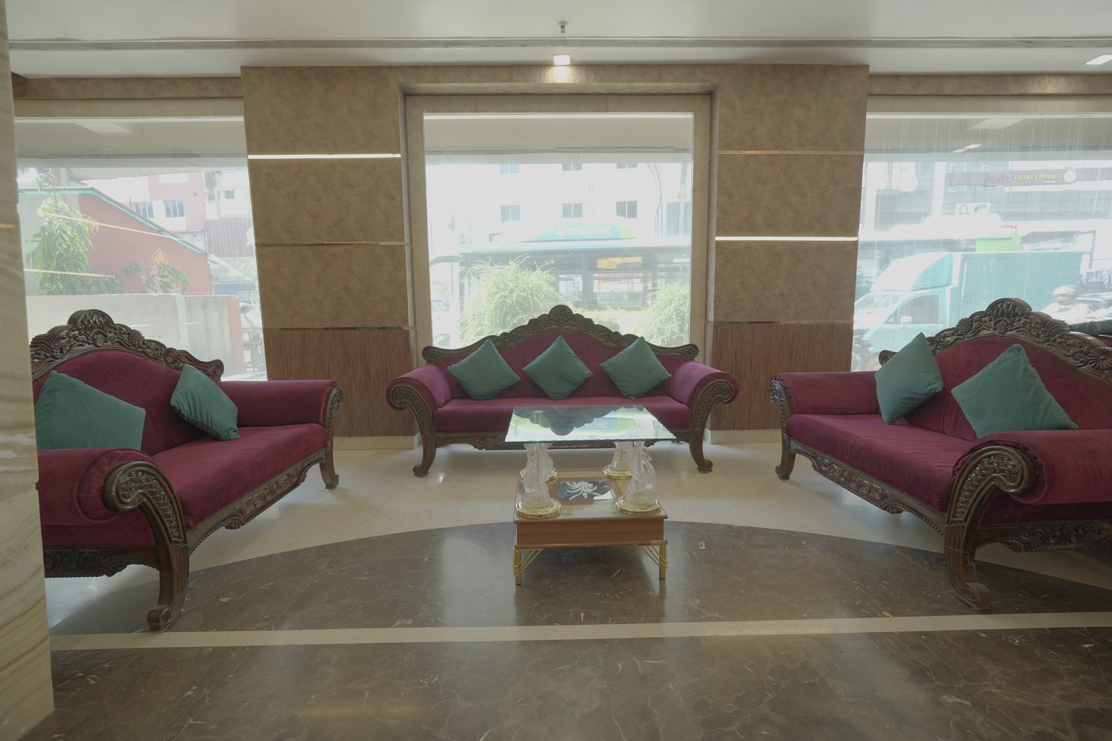 Grand Kasani lobby seating